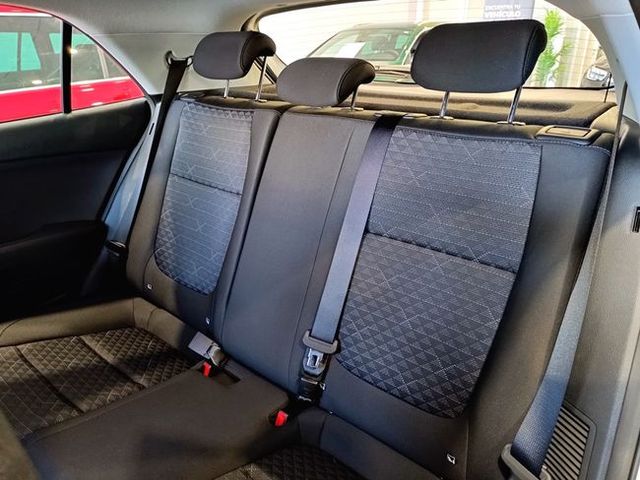 Kia Rio 1.0 T-GDi 74kW (100CV) MHEV iMT Concept