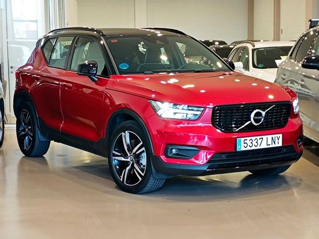 Volvo XC40 1.5 T4 Twin Recharge R-Design Auto