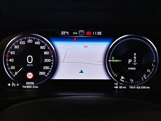 Volvo XC40 1.5 T4 Twin Recharge R-Design Auto