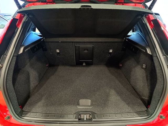 Volvo XC40 1.5 T4 Twin Recharge R-Design Auto