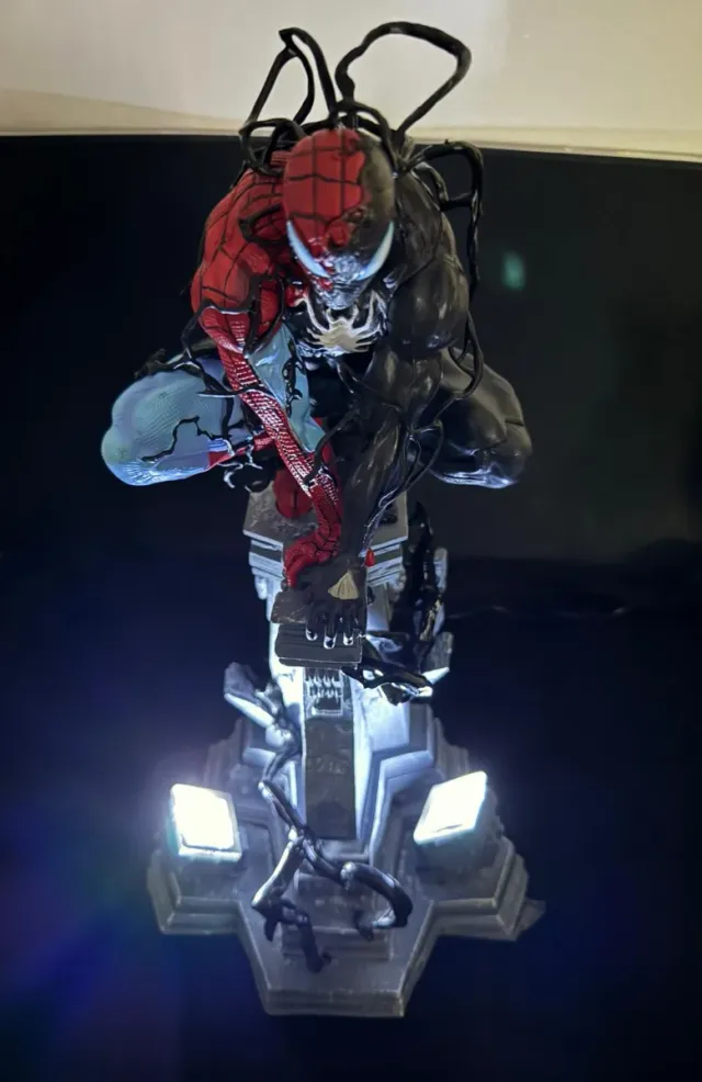 Action Figure Spiderman Venom