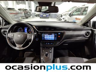 Toyota Auris 140H Hybrid Active 100 kW (136 CV)