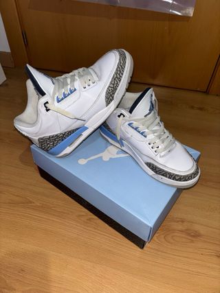 Jordan 3 “UNC” talla 42