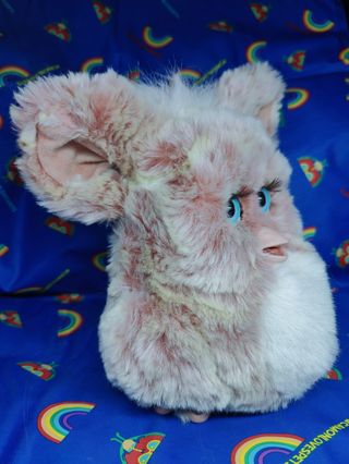 Furby 2005 - Red Velvet (Raro)