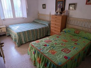 Chalet en venta en Yecla