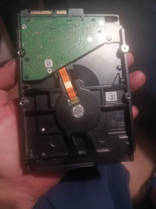 Disco Duro Seagate SkyHawk 6TB SATA testeado 