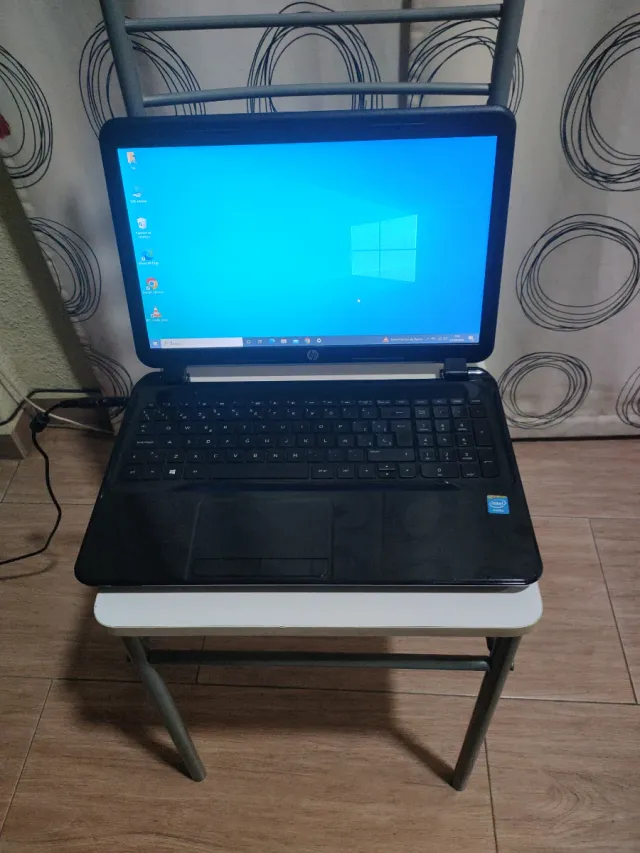 Portátil HP Negro/Plateado