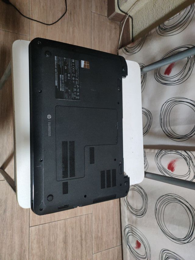 Portátil HP Negro/Plateado