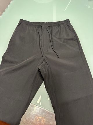 Pantalón jogger Massimo Dutti negro