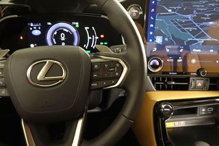 Lexus NX 450H Premium 4WD NUEVO 309cv