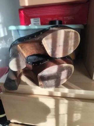 Botines Alpe Mujer Tacón Madera Tachuelas