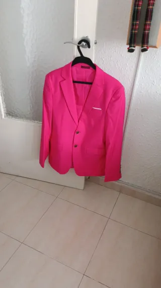 Americana fucsia hombre