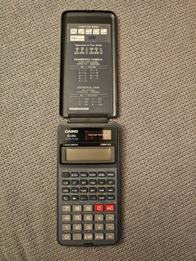 Calculadora científica Casio fx-115s V.P.A.M.
