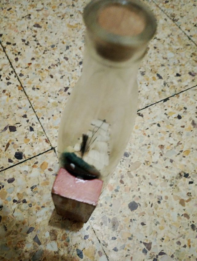 Barco de vela en botella