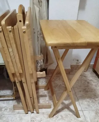 Mesitas de madera plegables (Set de 4)