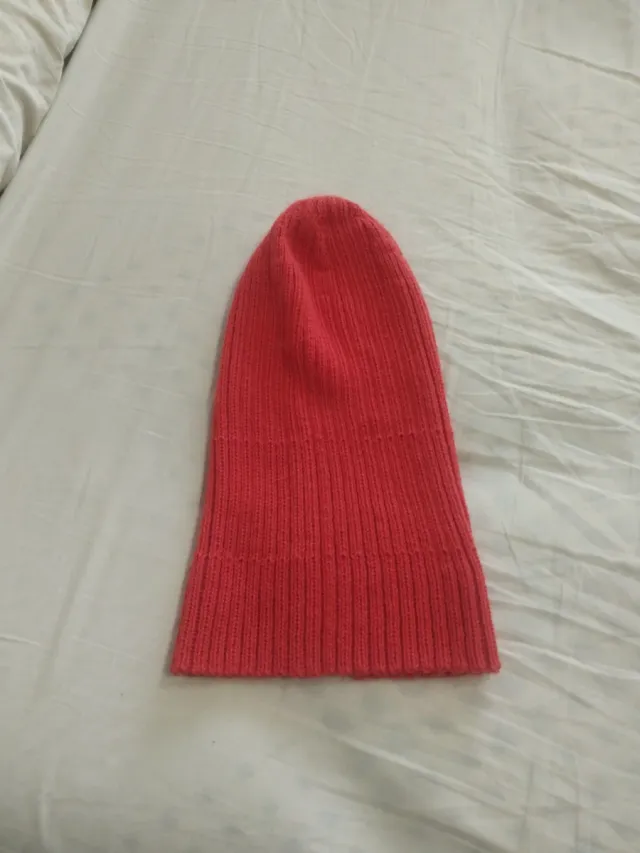 Gorro de alpaca noruega color salmon nuevo