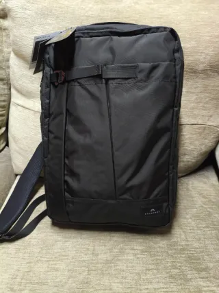 Mochila Doughnut Negra Nueva. Portátil 15"