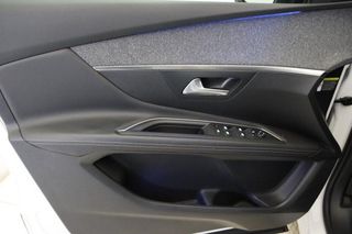 Peugeot 3008 1.2 PURETECH 96KW ALLURE S&S 5P