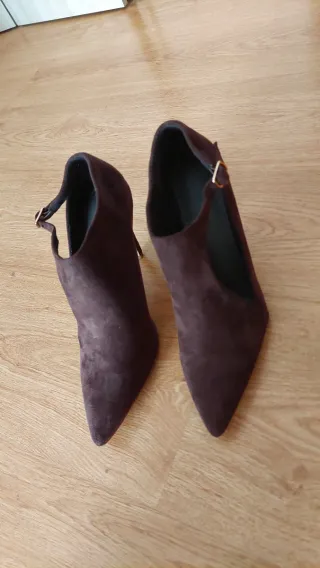 Scarpe décolleté tacco alto marrone N°40.100%Nuove