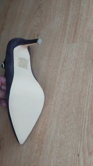 Scarpe décolleté tacco alto marrone N°40.100%Nuove