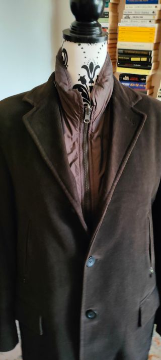 Cappotto marrone in feltro