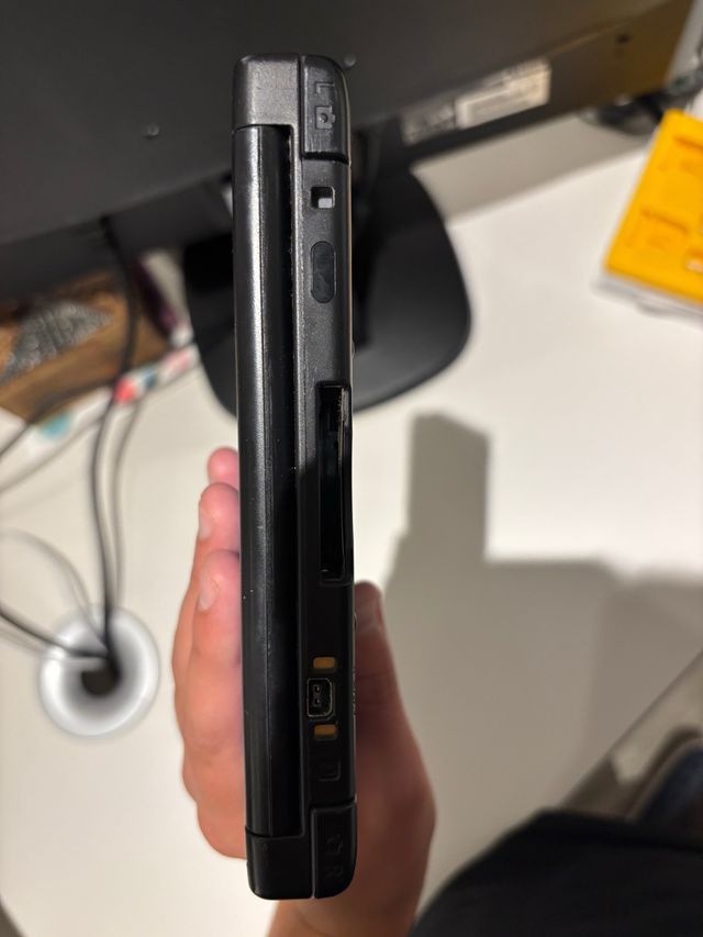 Nintendo 3DS Azul + 4 Juegos