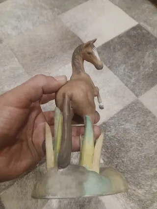 Caballo Porcelana Inglesa Pintado a Mano