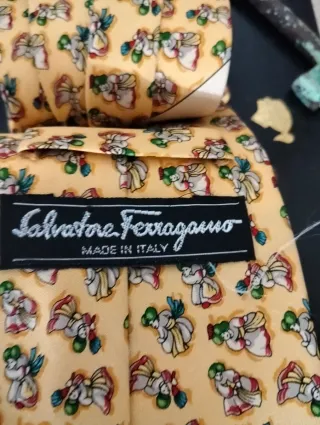 Cravatta Salvatore Ferragamo Made in Italy