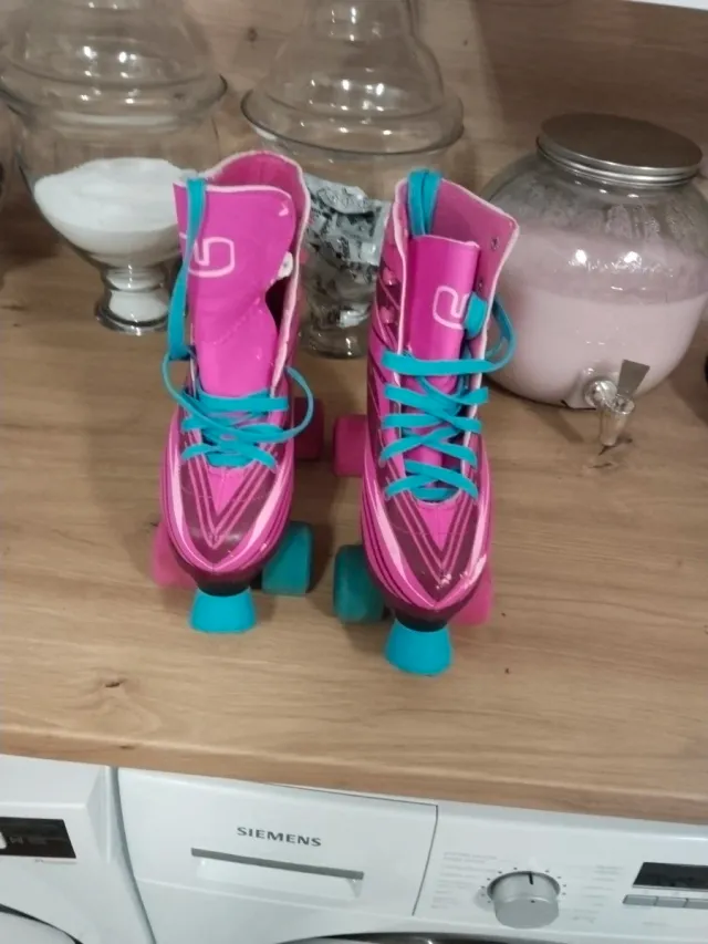 Patines 4 ruedas talla 38