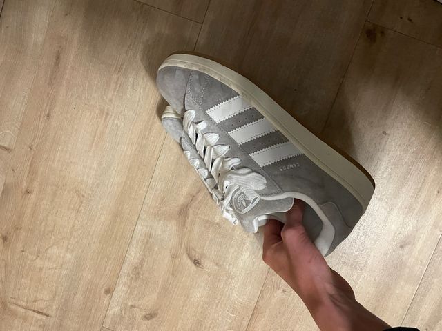 Zapatillas Grises Blancas