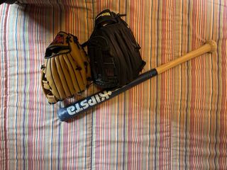 Guantoni da baseball Wilson e Midwest