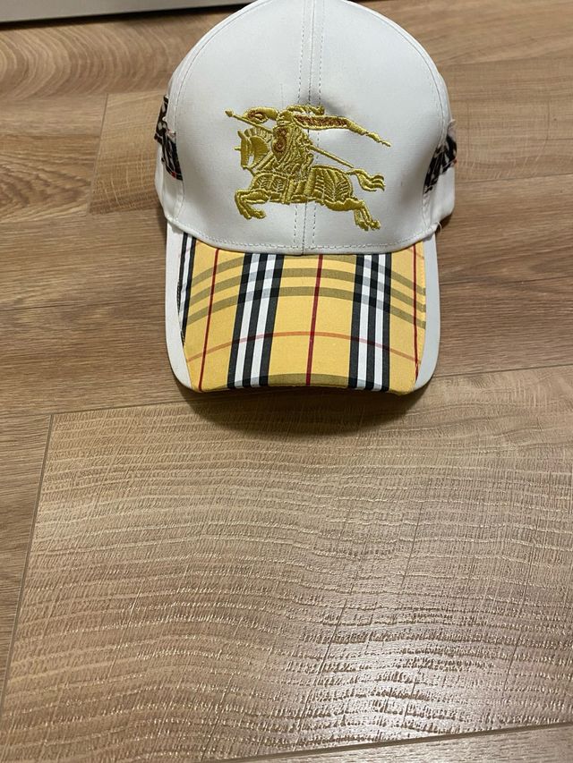 Gorra Burberry