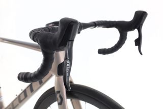 Scott Addict RC 10 AXS 12V (carretera) t.52 Reacondicionada