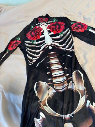 Disfraz esqueleto con rosas
