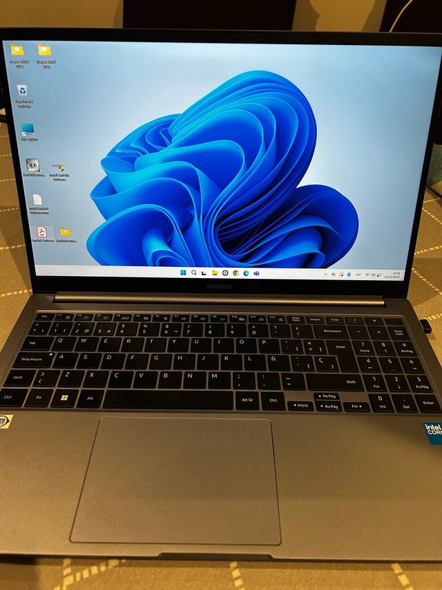 Samsung Galaxy Book4 Gris/Plata