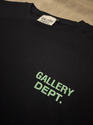Camiseta Negra