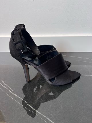 Zapatos de tacón Zara negros talla 40