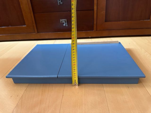 Mesita auxiliar para portátil o desayunar en cama