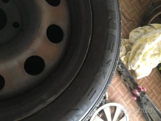 Copertoni invernali con cerchi e copri cerchi