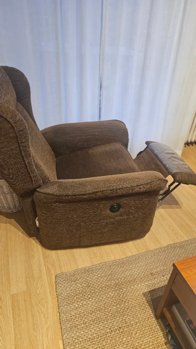 Sofá Relax Reclinable Marrón Tela