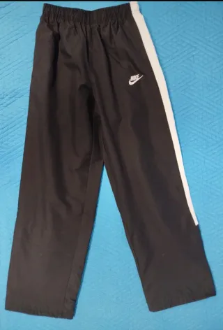 Pantaloni Nike unisex taglia 12/13 anni