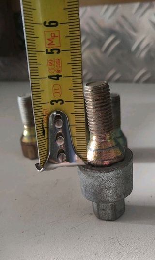 BULLONI ANTIFURTO UNIVERSALI 12X1,5 ZINC