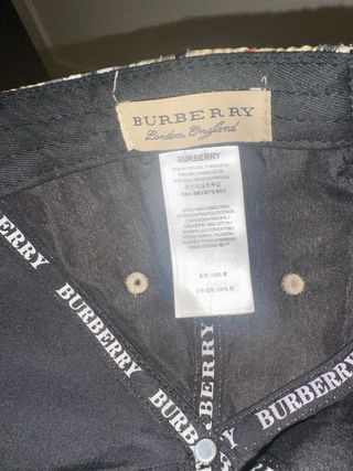 Gorra Burberry Beige y Negra