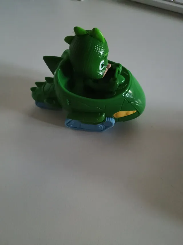 PJ Masks Gekko Coche Verde