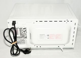 Microondas Black & Decker 20L 700W