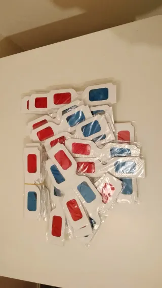 34 paia occhiali 3D anaglifici rosso/blu