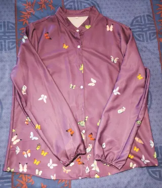 Blusas Morada y Gris con Mariposas Talla XL
