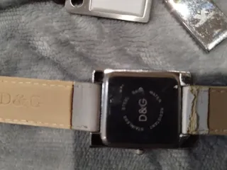 Reloj D&G Beige y Plateado