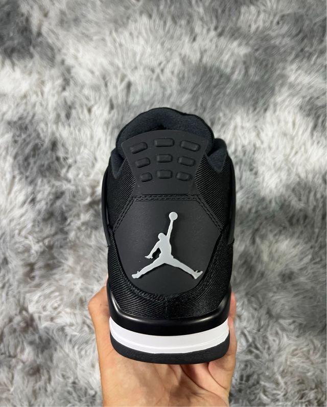 Jordan 4 Black Canvas Grigio
