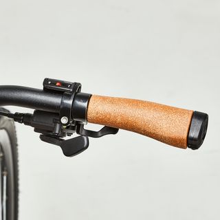 Bicicleta de trekking cuadro bajo Riverside 500 LF azul